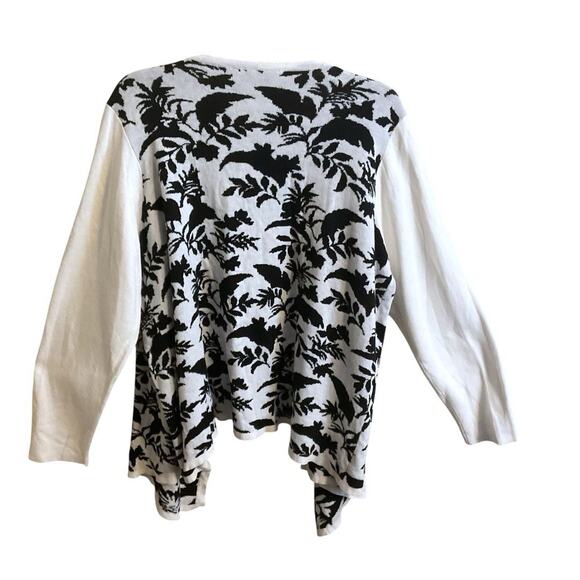 Cascading Open Cardigan Black & White Floral Pattern Size 3X (20-22) - Picture 7 of 8